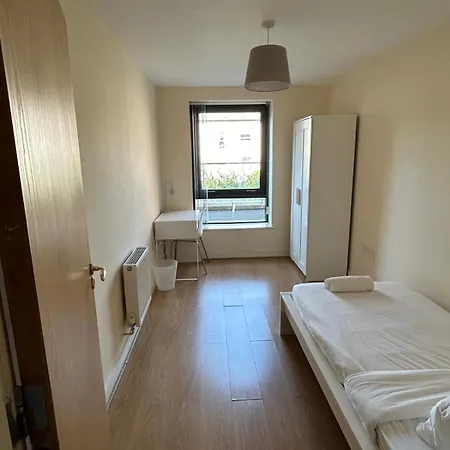 Daire 004 Spacious 3 Bed In Centre